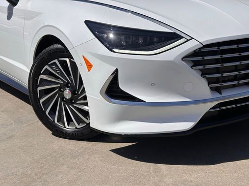 Certified 2023 Hyundai Sonata Limited image 2