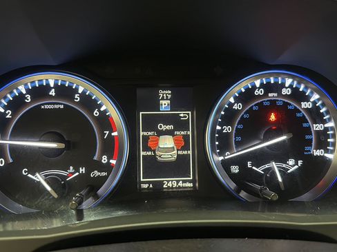 Used 2015 Toyota Highlander XLE AWD/4WD image 19