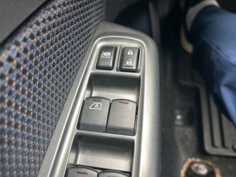 Used 2013 Subaru Forester 2.5X w/ Popular Pkg 3 image 17