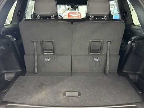 New 2025 Jeep Grand Cherokee L Altitude image 14