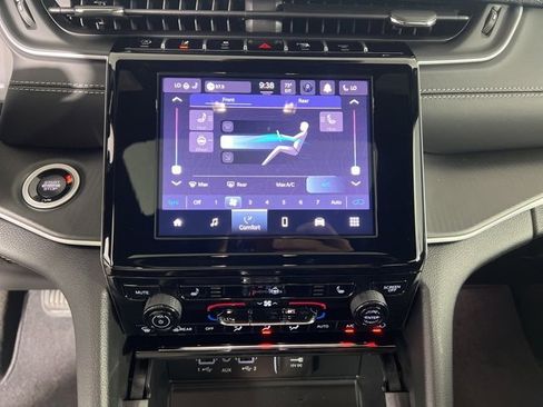 New 2025 Jeep Grand Cherokee L Altitude image 22