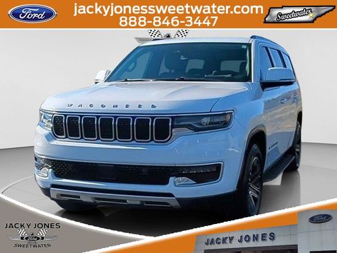 Used 2022 Jeep Wagoneer Series III image 3