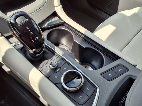 New 2025 Cadillac XT5 Premium Luxury w/ LPO, Floor Liner Package image 21