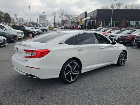Used 2019 Honda Accord Sport image 9