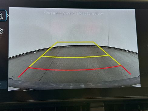 Used 2024 Hyundai Kona SEL FWD image 23