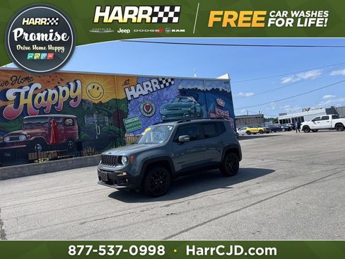 Used 2017 Jeep Renegade Altitude AWD/4WD image 1