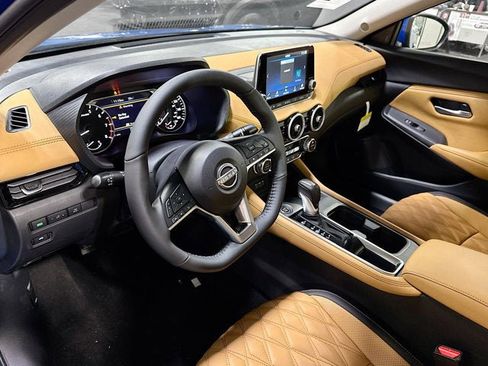 New 2025 Nissan Sentra SV w/ SV Premium Package image 11