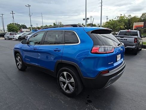 Certified 2022 Jeep Cherokee Limited image 6