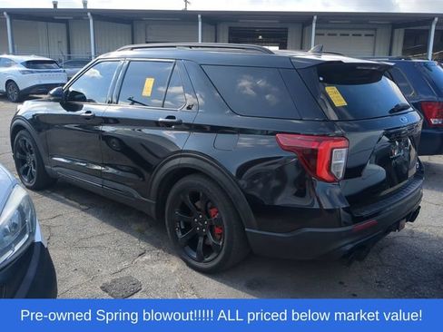 Used 2021 Ford Explorer ST w/ Equipment Group 401A AWD/4WD image 2
