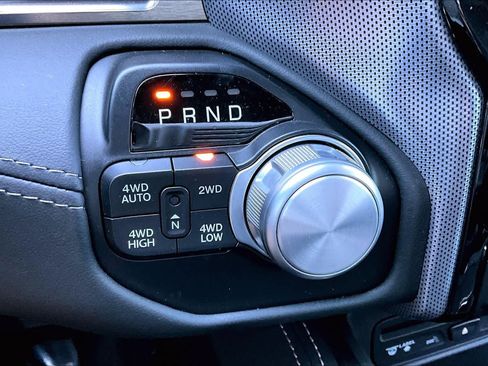 Used 2019 RAM 1500 Limited AWD/4WD image 34
