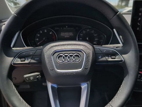 Used 2023 Audi Q5 2.0T Premium w/ Convenience Package AWD/4WD image 9