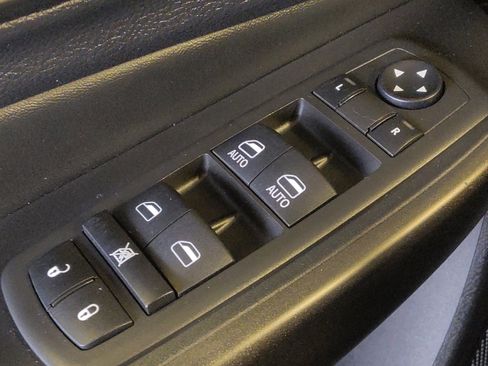 Used 2022 Jeep Cherokee Trailhawk image 27