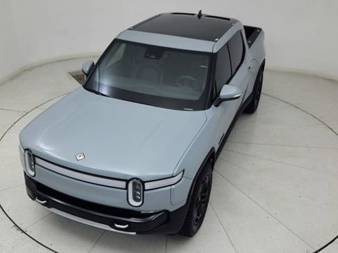 Used 2024 Rivian R1T Adventure image 75