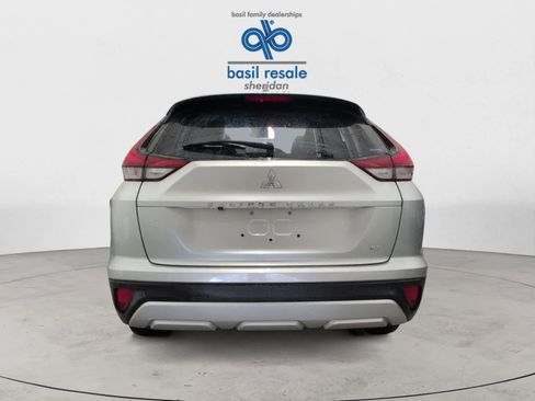 Used 2023 Mitsubishi Eclipse Cross SE image 5