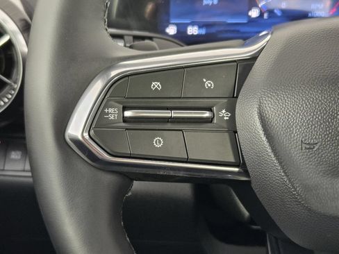 New 2026 Chevrolet Equinox LT FWD image 31