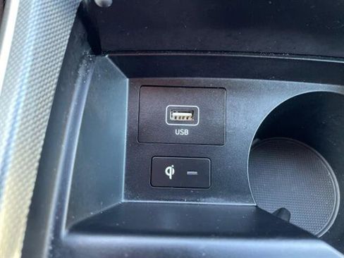 Used 2023 Hyundai Santa Fe SEL image 26