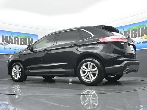 Used 2020 Ford Edge SEL FWD image 17