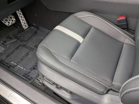 New 2025 Toyota Camry SE image 4