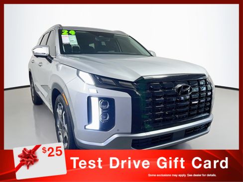 Used 2024 Hyundai Palisade Limited FWD image 1