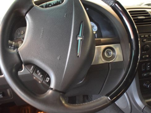 Used 2002 Ford Thunderbird Deluxe image 23