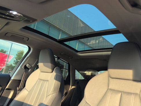 New 2025 Audi Q5 Premium Plus image 17