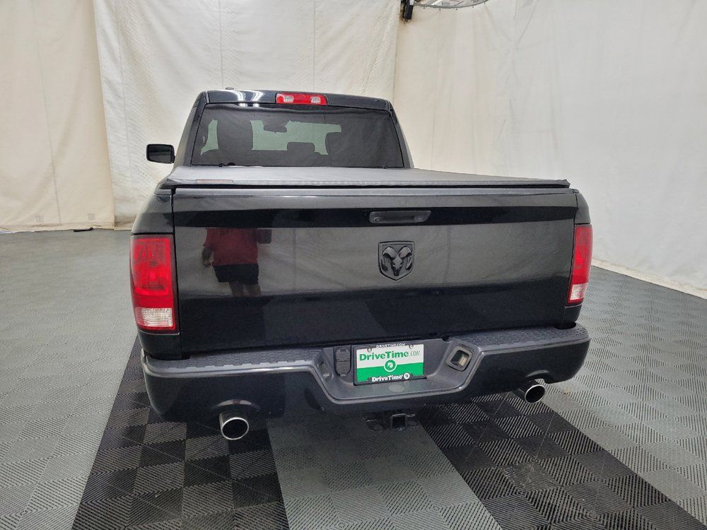 Used 2018 RAM 1500 Express w/ Black Ram 1500 Express Group AWD/4WD image 6