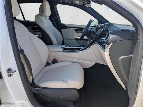Used 2026 Mercedes-Benz GLC 300 4MATIC image 21
