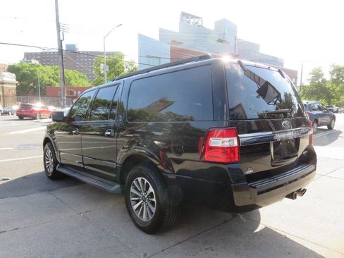Used 2015 Ford Expedition EL XLT image 4