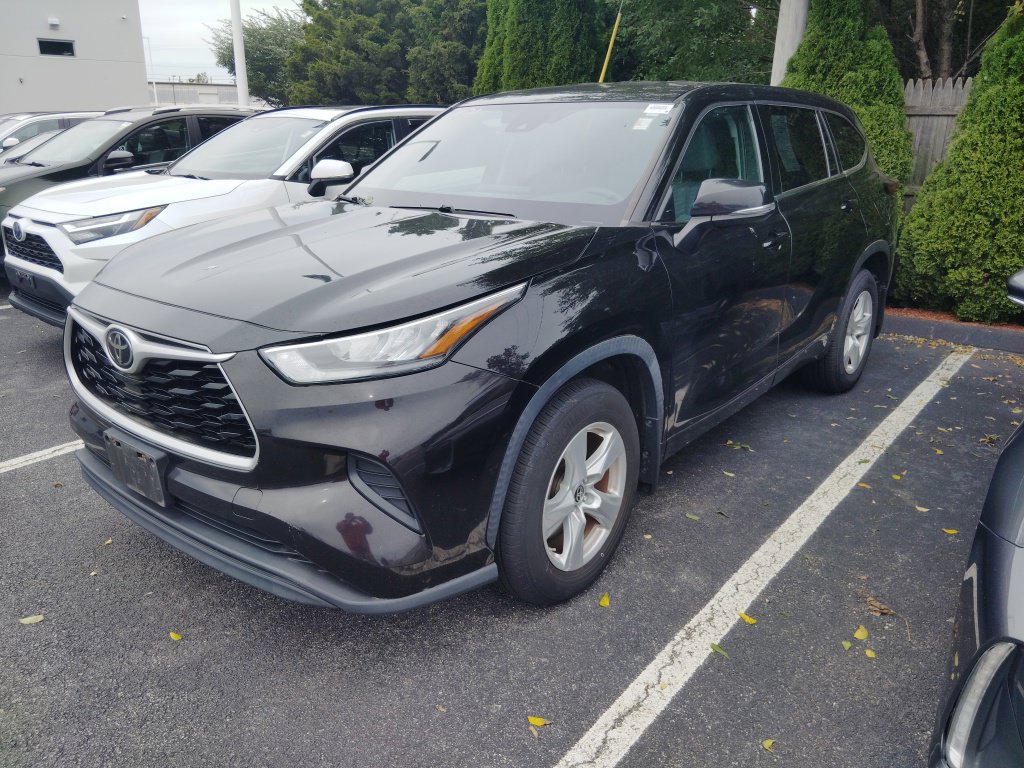 Used 2020 Toyota Highlander L AWD/4WD image 2