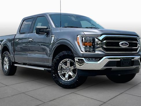 Used 2021 Ford F150 XLT w/ Equipment Group 302A High RWD image 2
