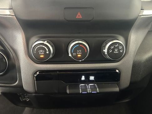 Used 2023 RAM 1500 Big Horn AWD/4WD image 20