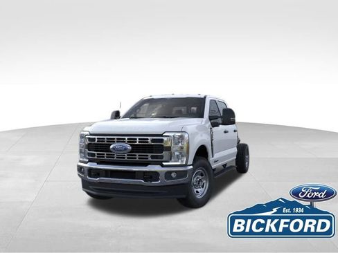 New 2026 Ford F350 XL w/ XL Chrome Package AWD/4WD image 2