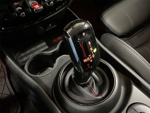 Used 2020 MINI Cooper Clubman S w/ Storage Package image 24