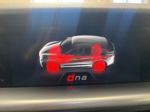 Used 2018 Alfa Romeo Stelvio Ti Sport image 26