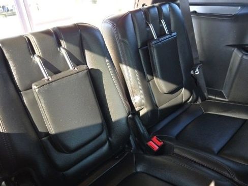 Used 2016 Ford Explorer Sport image 31