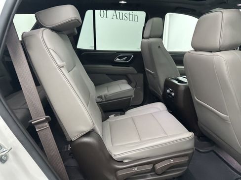 Used 2021 GMC Yukon SLT w/ SLT Luxury Plus Package image 22