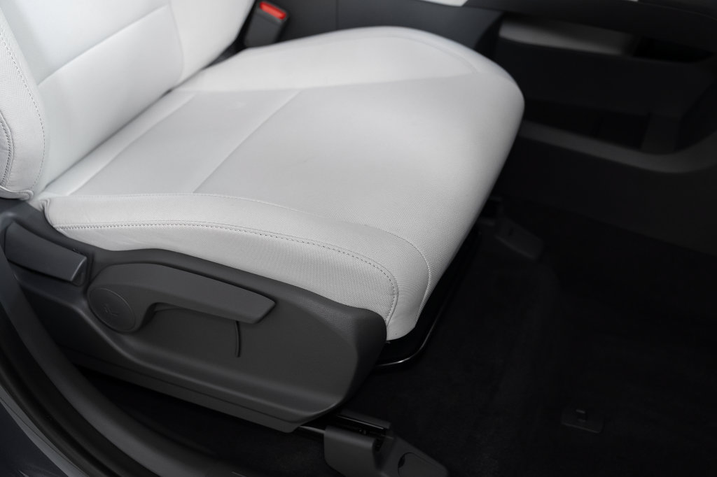 Certified 2026 Hyundai Santa Fe SE FWD image 26