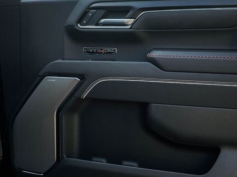 New 2026 GMC Sierra 1500 AT4X w/ LPO, Black Badging Package AWD/4WD image 8
