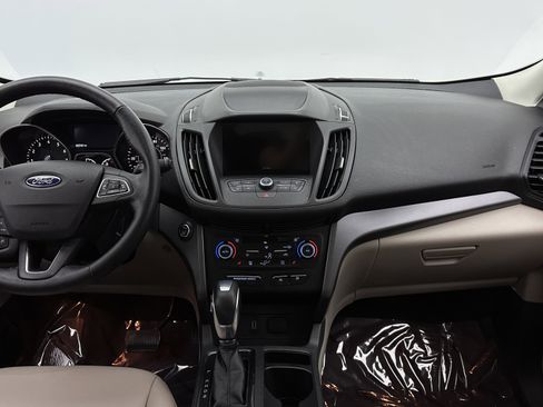 Used 2019 Ford Escape SEL image 28