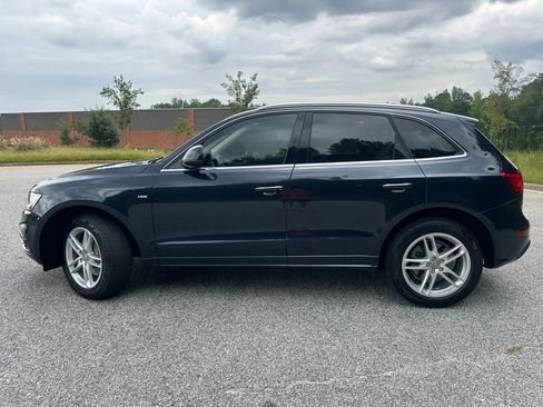 Used 2017 Audi Q5 3.0T Premium Plus w/ Technology Package image 2