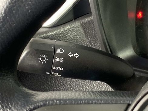 Used 2021 Toyota Corolla LE w/ Carpet Mat Package (TMS) image 17