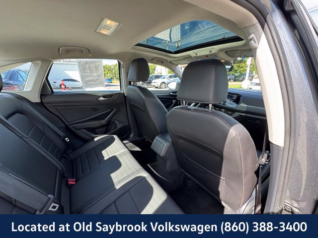 Certified 2024 Volkswagen Jetta SE FWD image 22