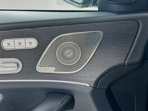 Used 2021 Mercedes-Benz GLS 450 4MATIC image 20