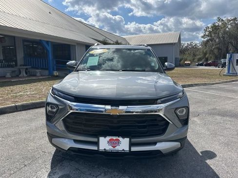 Used 2025 Chevrolet TrailBlazer LT image 46
