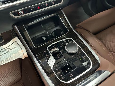 Used 2025 BMW X5 xDrive50e w/ M Sport Package image 34