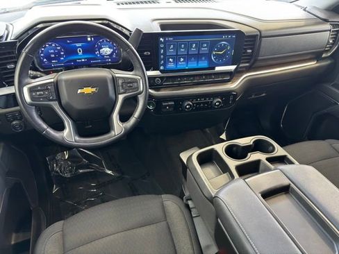 Used 2022 Chevrolet Silverado 1500 LT image 8