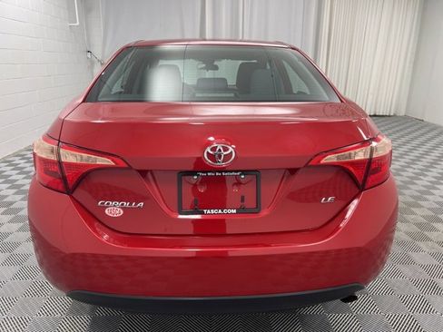 Used 2018 Toyota Corolla LE image 7