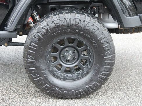 Used 2021 Jeep Gladiator Mojave image 39