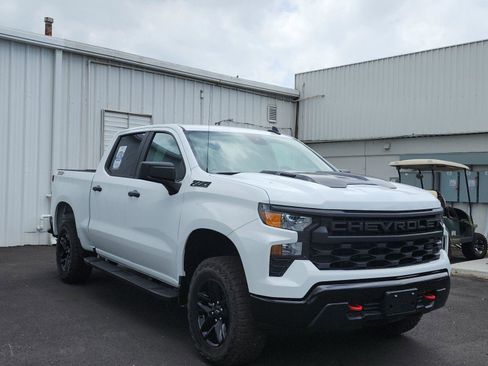 New 2026 Chevrolet Silverado 1500 Custom Trail Boss w/ LPO, Dark Essentials Package AWD/4WD image 7