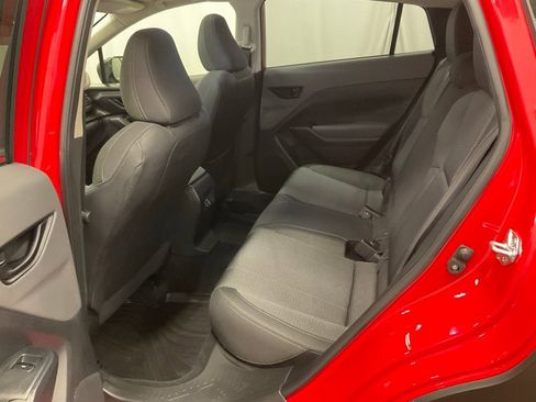 Used 2024 Subaru Crosstrek 2.0i Premium image 32